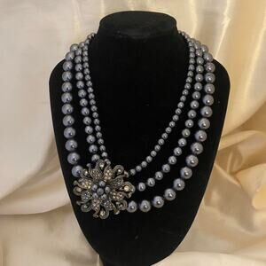 Vintage Black Pearl multi strand Style gun metal hematite tone brooch